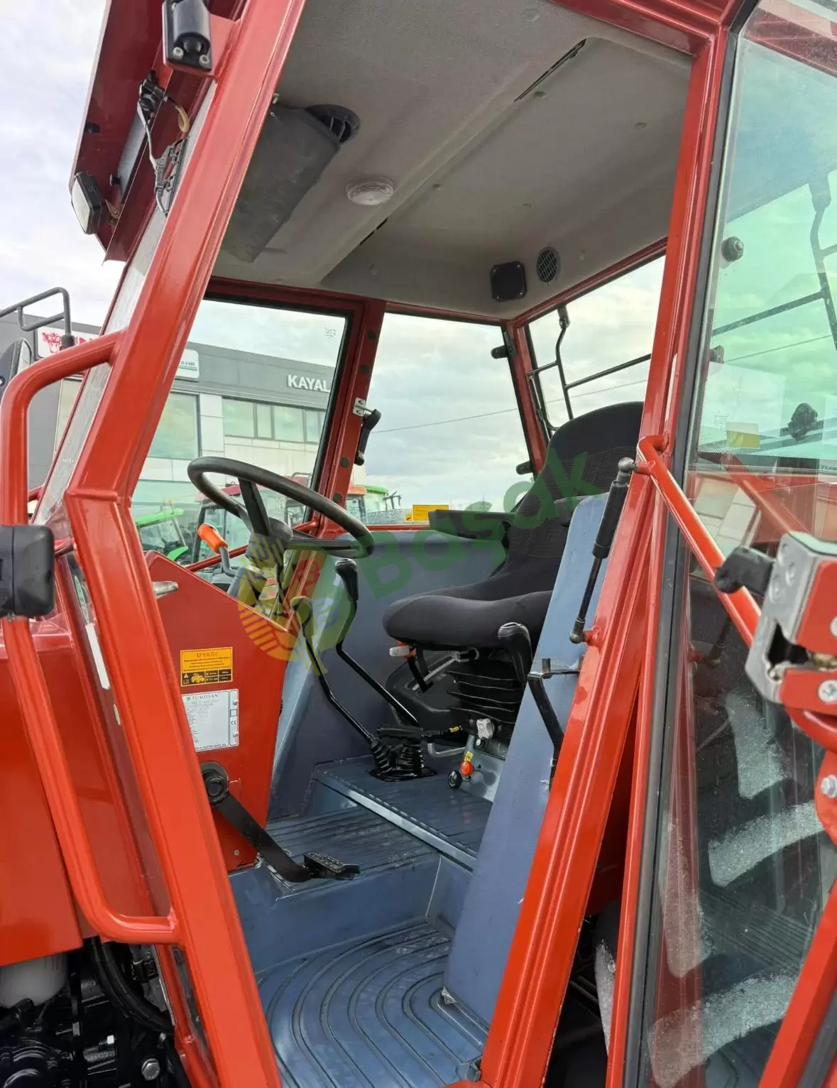 2018 MODEL 8085 TÜMOSAN ORJİNAL KABİN KLİMA SADECE 1400 SAATTE