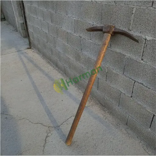 Kırşehir Merkez'de kazma satılık