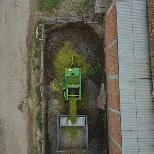 Erzurum Uzundere'de silaj dağıtıcı satılık