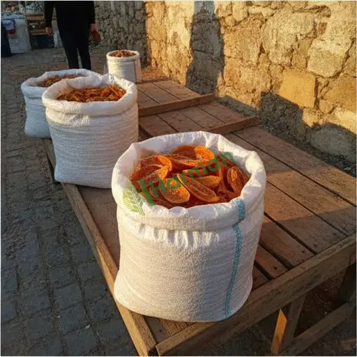Diyarbakır Ergani'de kuru papaya satılık