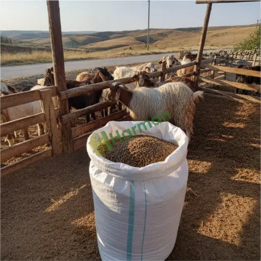 Otlukbeli, Erzincan'da keçi yemi satılık