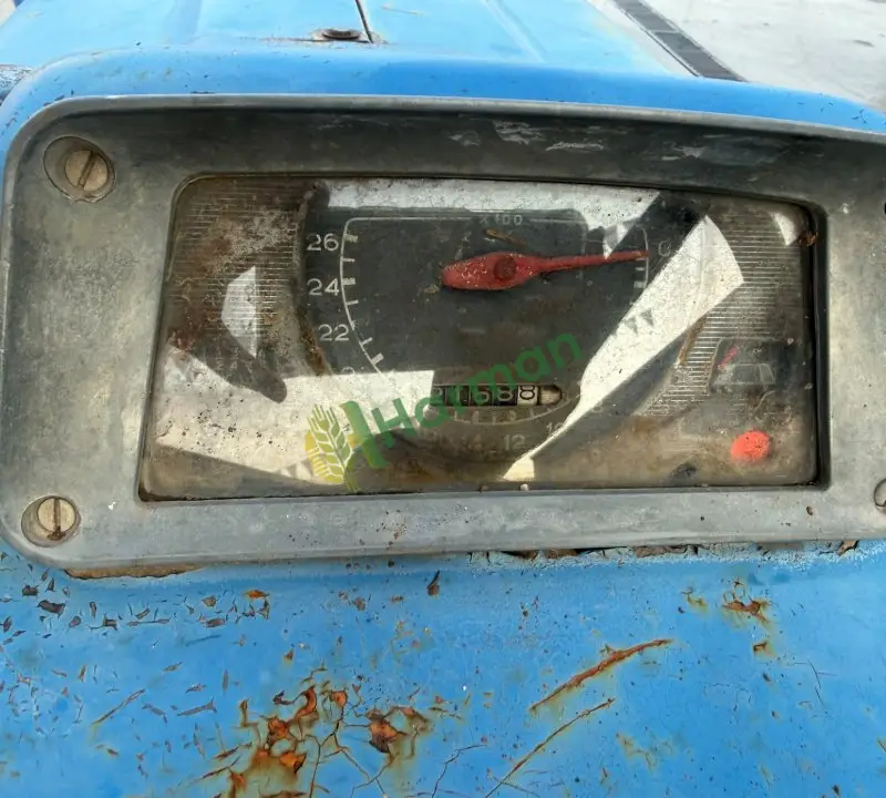 FORD 3000 1972 MODEL