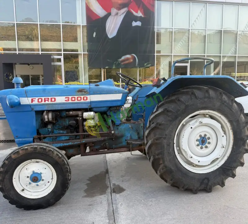FORD 3000 1972 MODEL