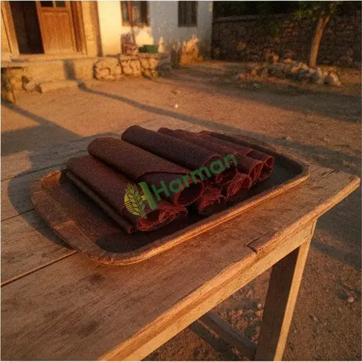 Bartın Kurucaşile'de pestil satılık