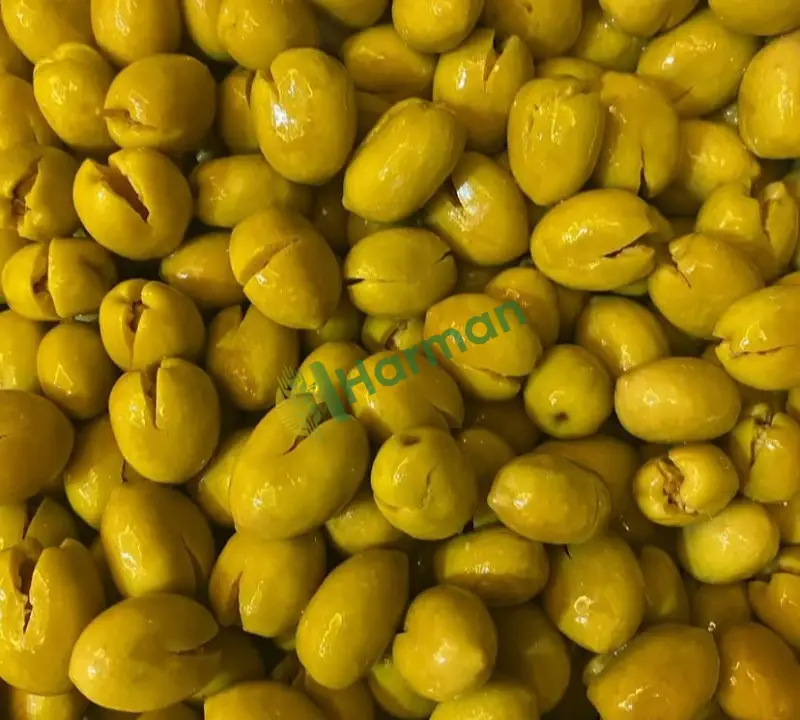 Yeşil salamura zeytin tamamı el emeği